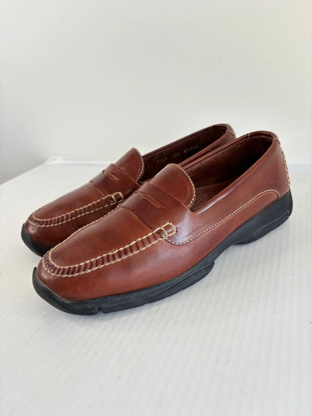 Cole Haan Mens Leather Lug Penny Loafer Size 10.5 Driving Moccasin Gommus Soles